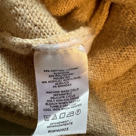 Loft Women’s Deer Sweater Beige Tan Sz M Crew Neck Pullover Cozy Preppy Classic - Picture 9 of 9